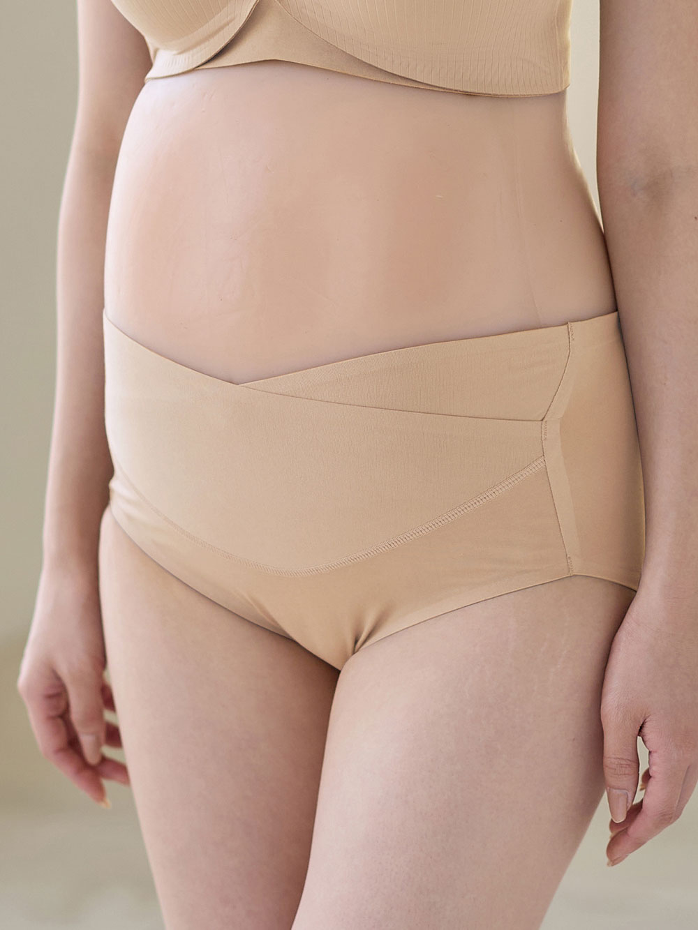 マタニティ ショーツ|ストレスフリー産前産後クロスショーツ【出産後も長く使える】|ベージュ