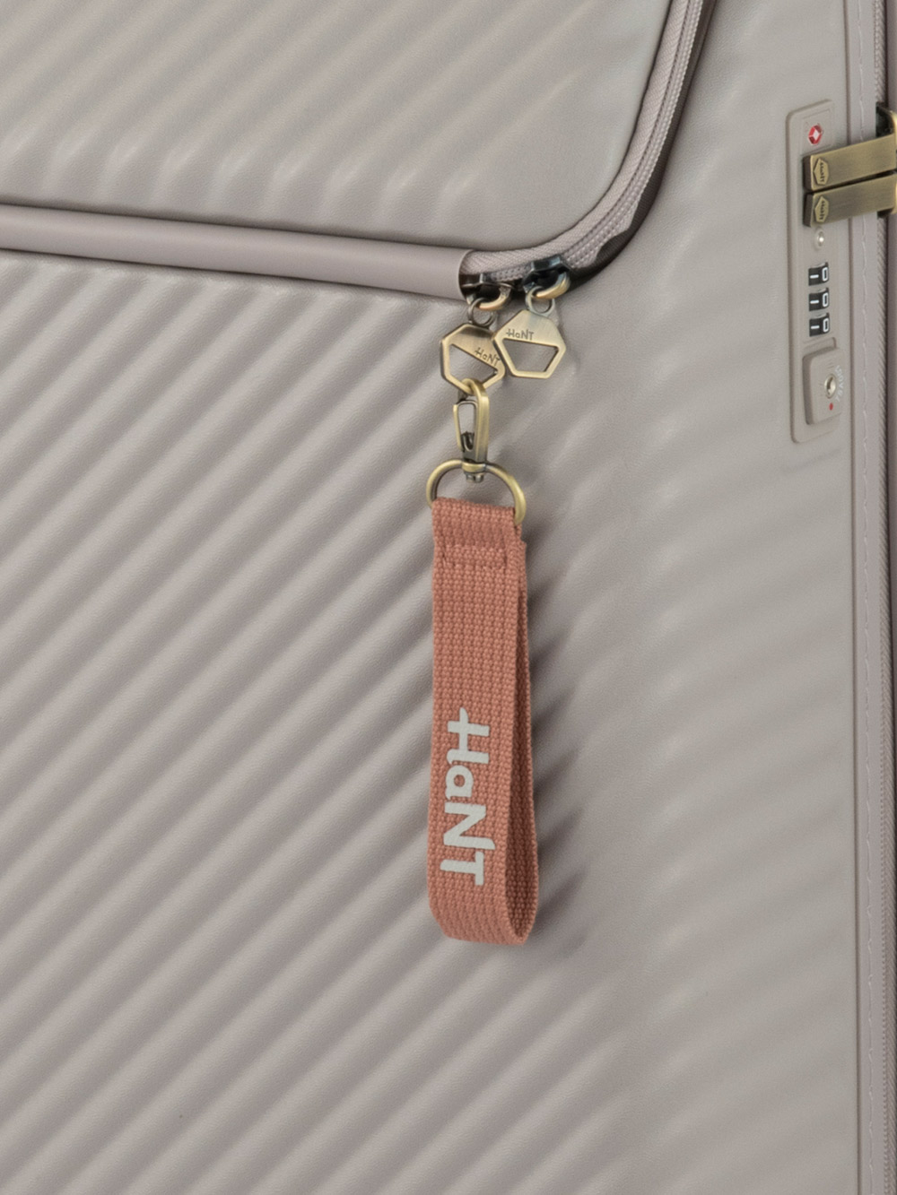 マタニティ 美容・コスメ・雑貨|HaNT/ハント こどもと旅するスーツケース 70L ace. エース|モーヴグレー