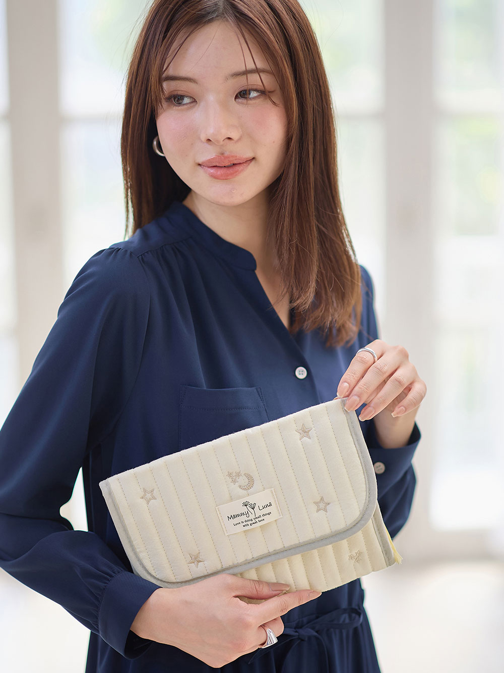 母子手帳ケース|【MAMMY LUNA】イブル　ヌビキルト　マルチケース　母子手帳ケース|オフホワイト（星月）