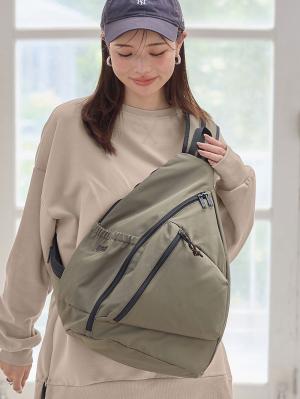 マザーズバッグ・ママバッグ|UNIVERSAL OVERALLユニバーサルオーバーオール　おにぎりワンショルダー　マザーズ|カーキ