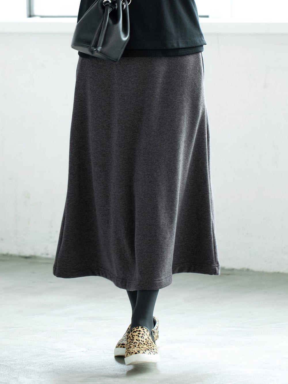 アウトレット|【産前産後対応】【極暖】裏シャギーフレアロングスカート【出産後も長く使える】