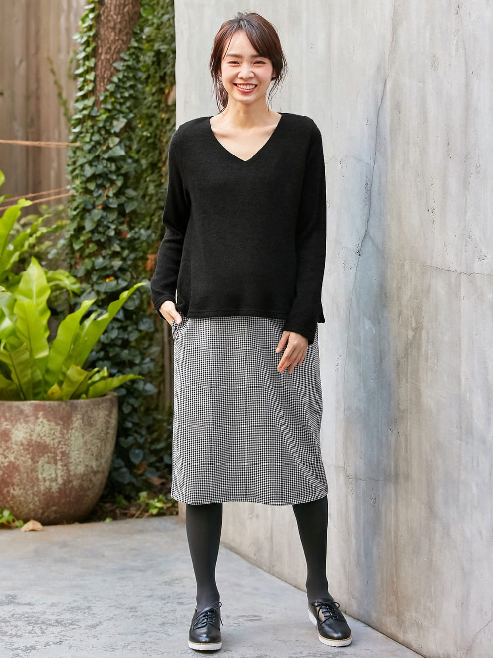 アウトレット|あったかニットソー×ジャガードタイトスカートドッキングワンピース　マタニティ・授乳服|ブラック×ブラック