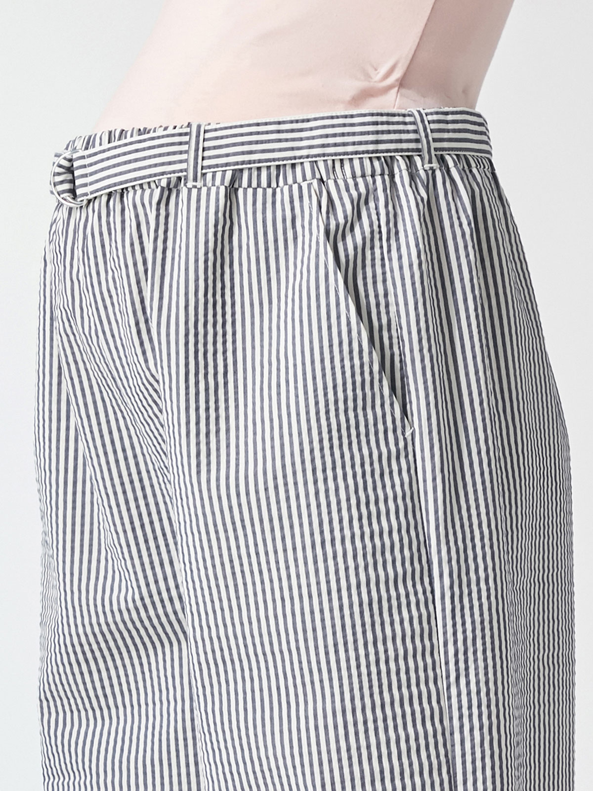 マタニティ パンツ|ain（アイン）【接触冷感】【吸汗速乾】サッカー先染めストライプワイドパンツ【出産後も長く使える】