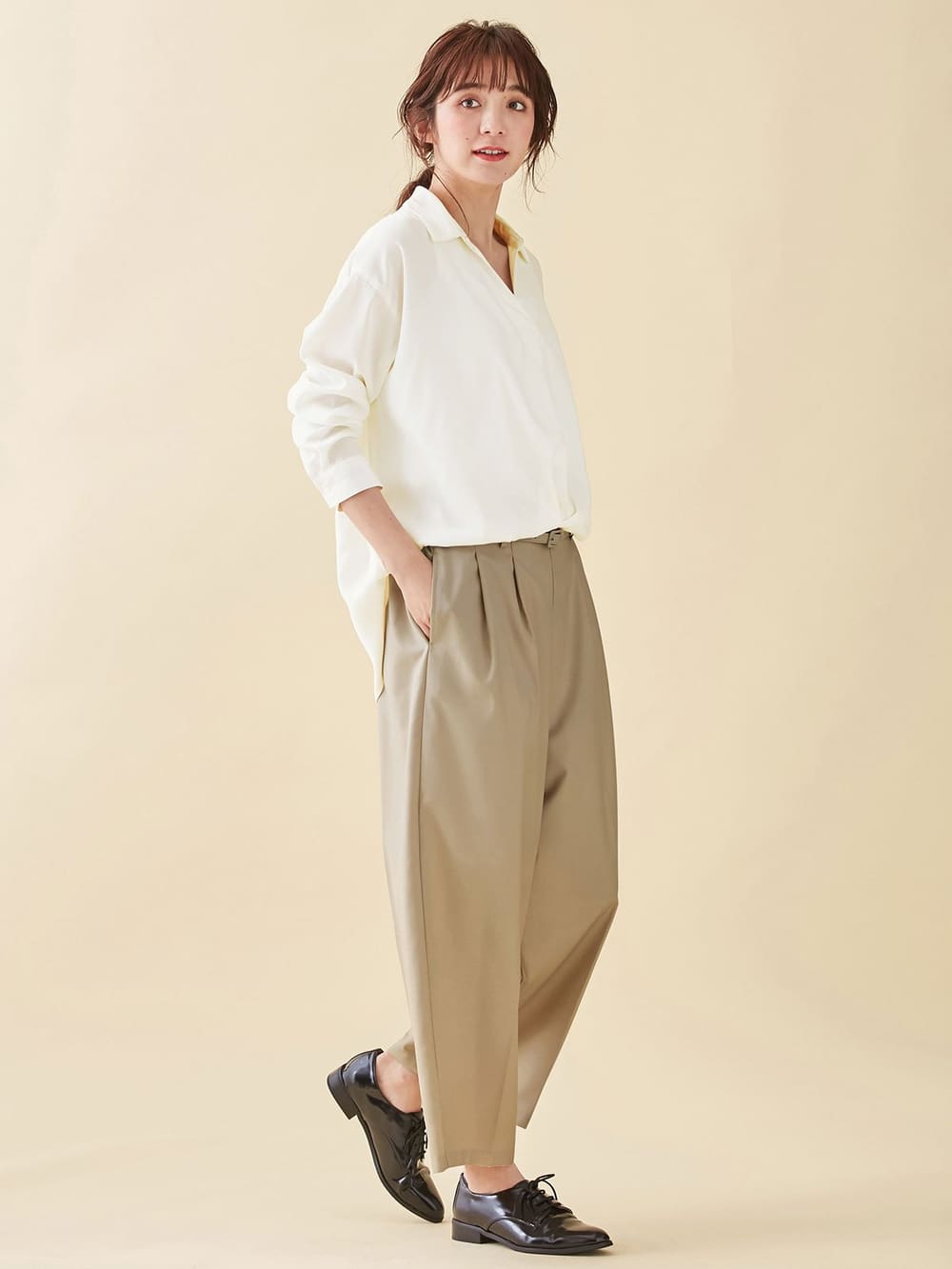 マタニティ パンツ|【産前産後対応】ベルト付きワイドパンツ【出産後も長く使える】|ベージュ