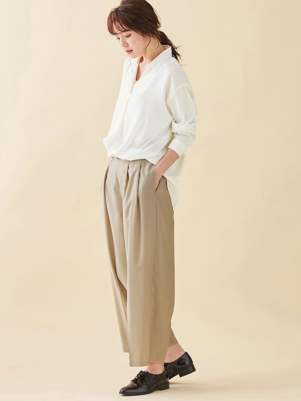 マタニティ パンツ|【産前産後対応】ベルト付きワイドパンツ【出産後も長く使える】|ベージュ