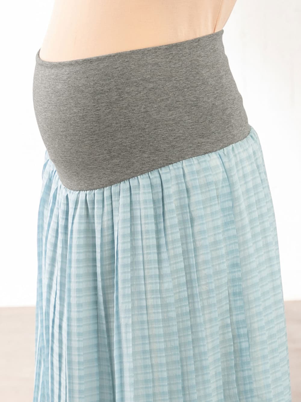 マタニティ スカート|【マタニティ・授乳服】【産前産後対応】シアーチェックプリーツスカート【出産後も長く使える】