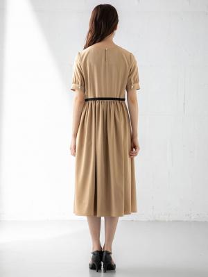 マタニティ ワンピース|【マタニティ・授乳服】ウエスト切り替え半袖ロングワンピース（ブラックリボン付き）【出産後も長く使える】