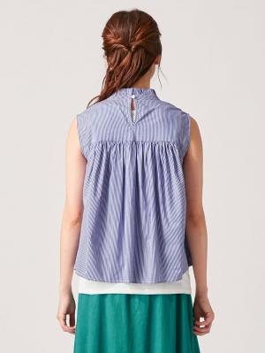 マタニティ トップス|綿ローンタック使いフリルネックノースリーブブラウス　マタニティ・授乳服【出産後も長く使える】