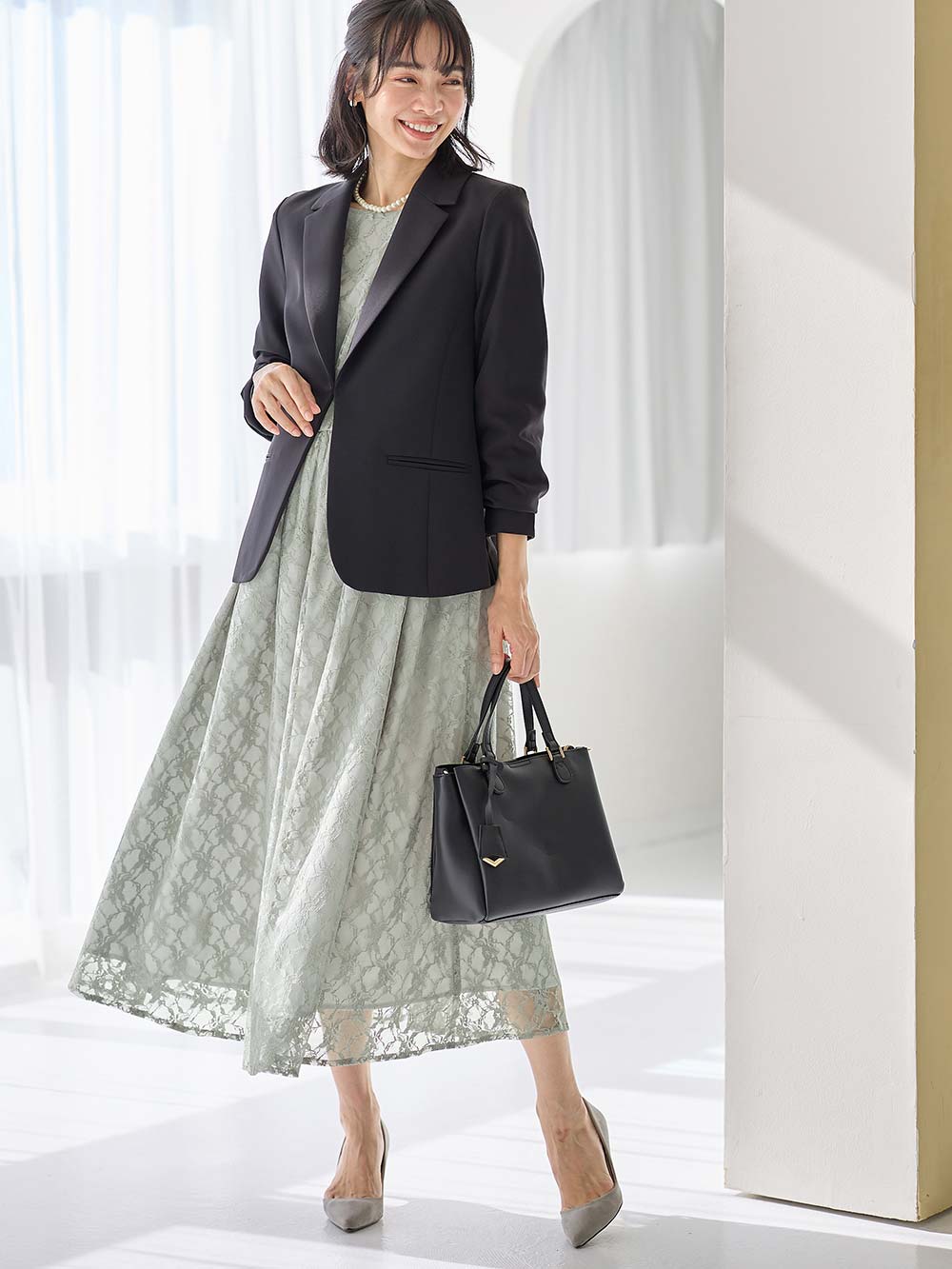 マタニティ ワンピース|総レースロングワンピース（サテンリボンベルト付）　マタニティ・授乳服【出産後も長く使える】|グレー×ライトグレー