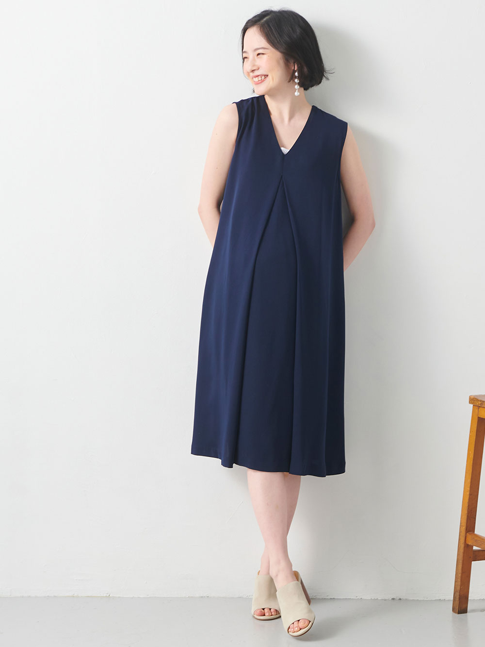 マタニティ ワンピース|簡単授乳Vネックフロントタックノースリワンピース マタニティ・授乳服【出産後も長く使える】