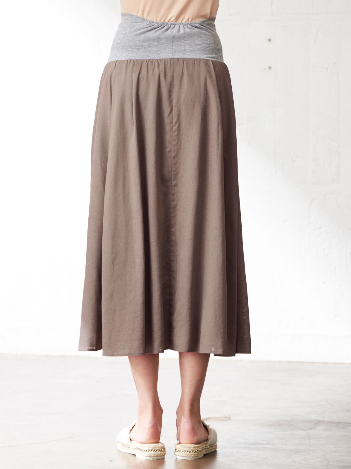 マタニティ スカート|【産前産後】コットンリネンタックフレアスカート【出産後も長く使える】