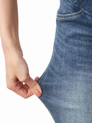 マタニティ パンツ|【産前産後対応】骨盤快適ハイストレッチスキニーデニムVパンツ【出産後も長く使える】