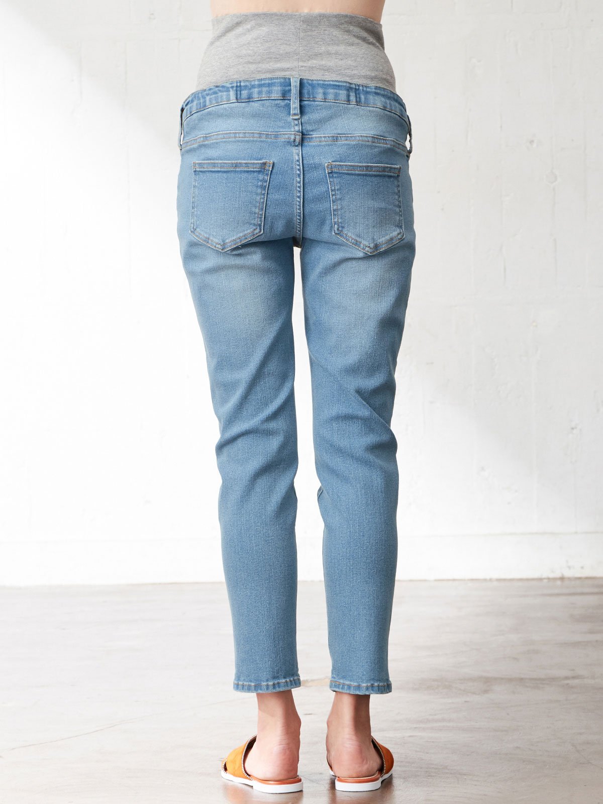 マタニティ パンツ|【産前産後対応】ハイストレッチデニムテーパードパンツ【出産後も長く使える】