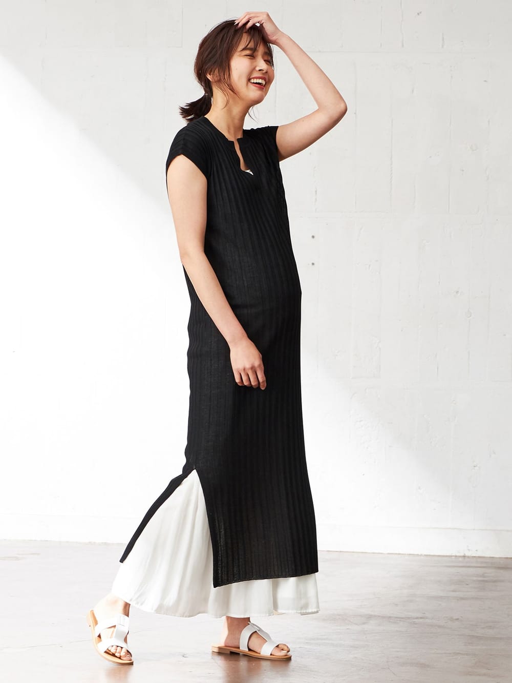 マタニティ ワンピース|【マタニティ・授乳服】キーネックリブニットワンピース【出産後も長く使える】|ブラック