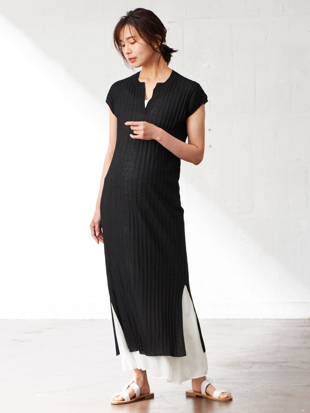 マタニティ ワンピース|【マタニティ・授乳服】キーネックリブニットワンピース【出産後も長く使える】|ブラック