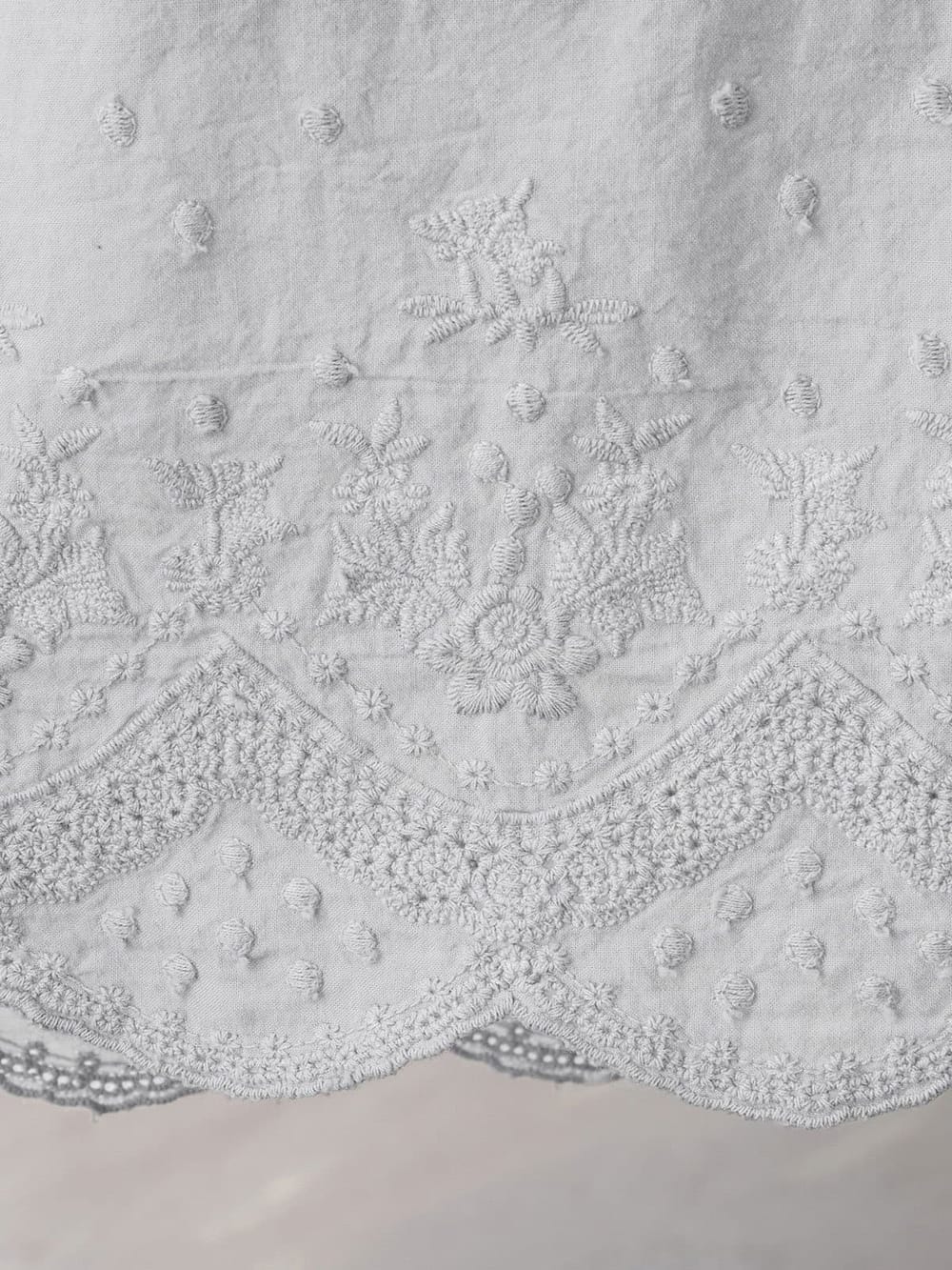 マタニティ ワンピース|【マタニティ・授乳服】【親子コーデ可】3WAYスカラップレースシャーリングワンピース【出産後も長く使える】