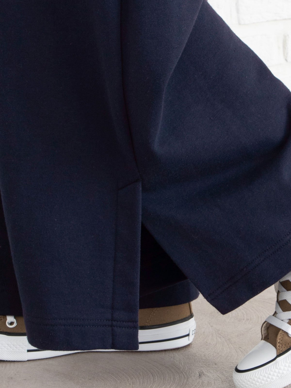 アウトレット|【産前産後対応】フロントインできる楽ちん裏毛サイドスリットロングパンツ【出産後も長く使える】