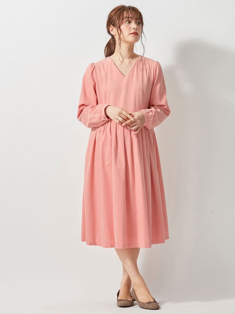 マタニティ ワンピース|コーデュロイギャザーワンピース　マタニティ・授乳服|ピンク　ミディ丈