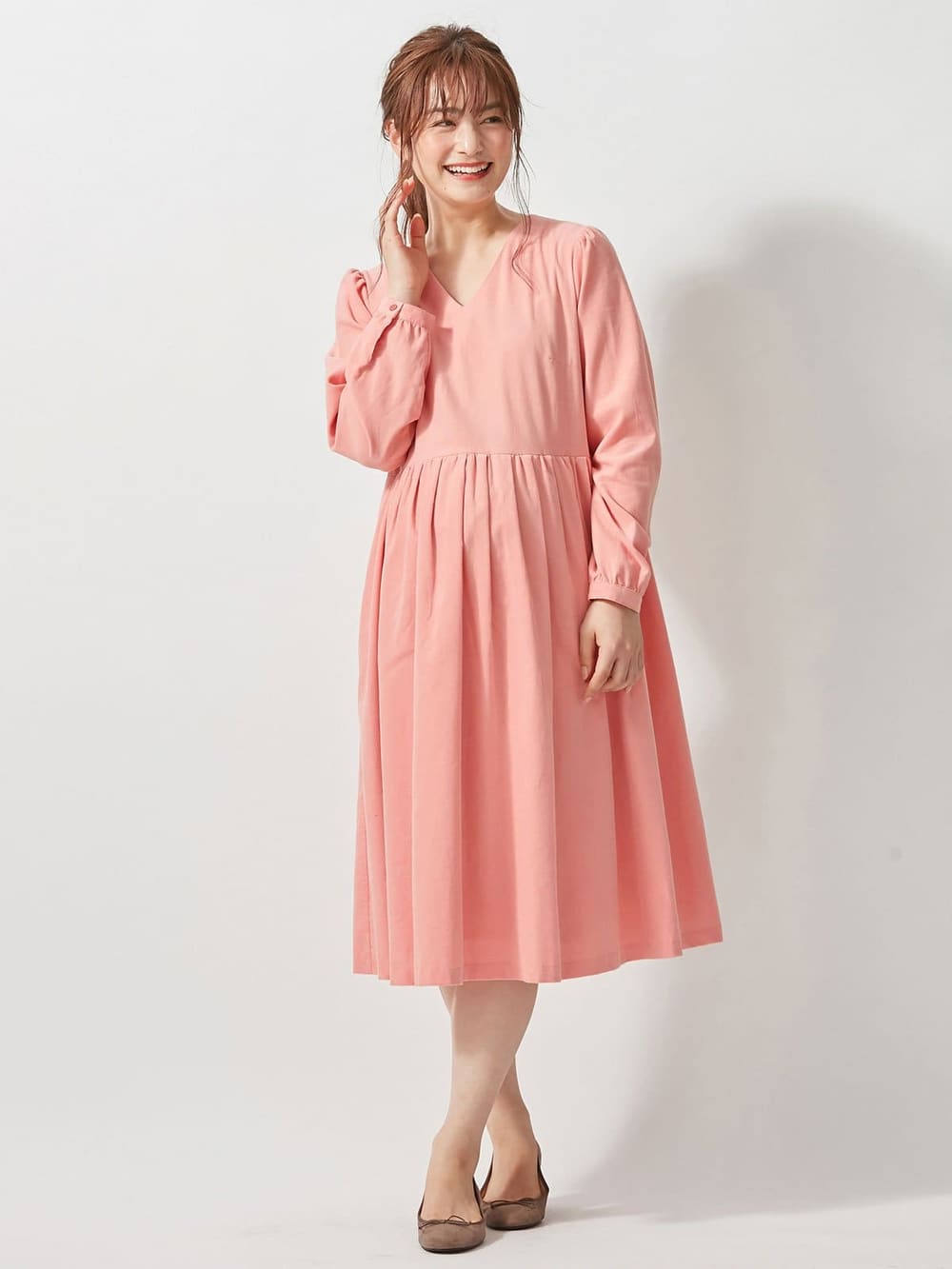 マタニティ ワンピース|コーデュロイギャザーワンピース　マタニティ・授乳服|ピンク　ミディ丈