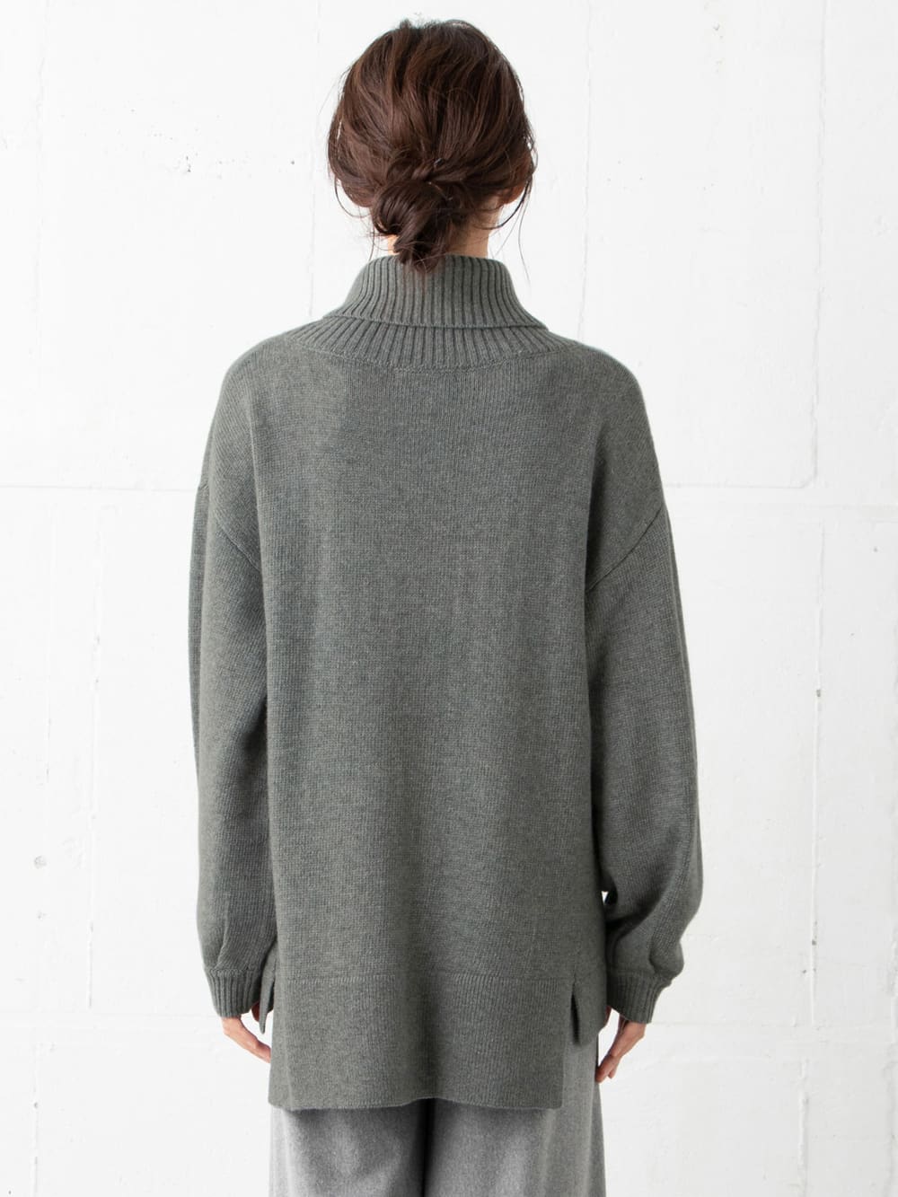 アウトレット|ウール混ボリュームスリーブタートルニット　マタニティ・授乳服