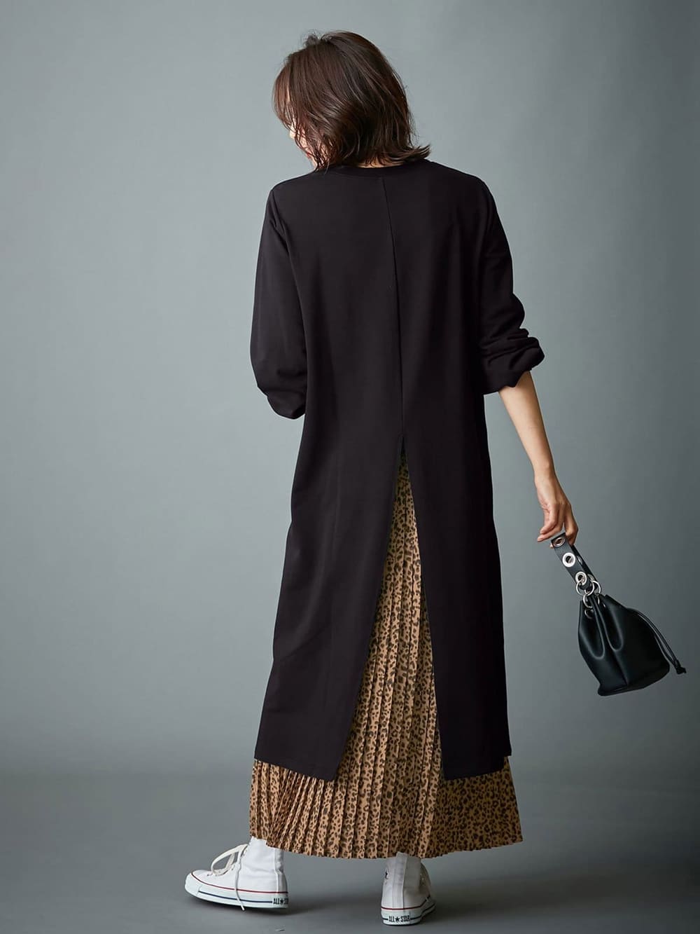 マタニティ ワンピース|【マタニティ・授乳服】裏起毛バックスリットスウェットワンピ|ブラック