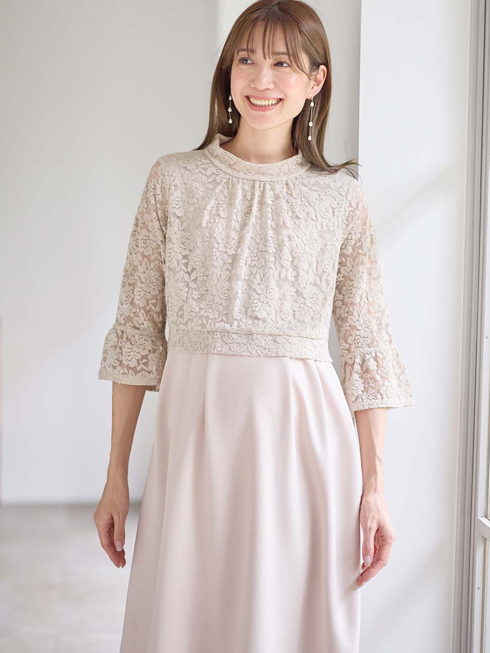 マタニティ ワンピース|LOVE MIC（ラブミック）レース×強撚スムースフレアーワンピース　マタニティ・授乳服【出産後も長く使える】|ベージュ