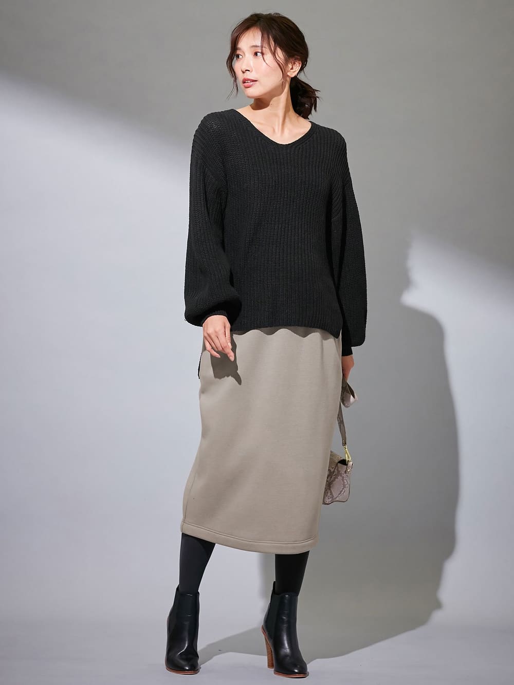 マタニティ トップス|片畦Vネックニット　マタニティ・授乳服【出産後も長く使える】|ブラック