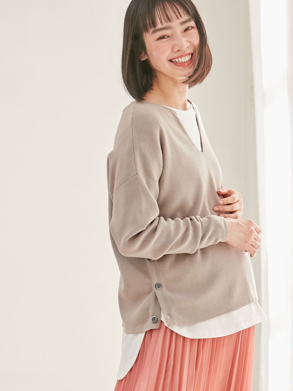 マタニティ トップス 授乳トップス 授乳しやすい サイドボタンキーネックニット マタニティウェア 授乳服通販 エンジェリーベ 公式