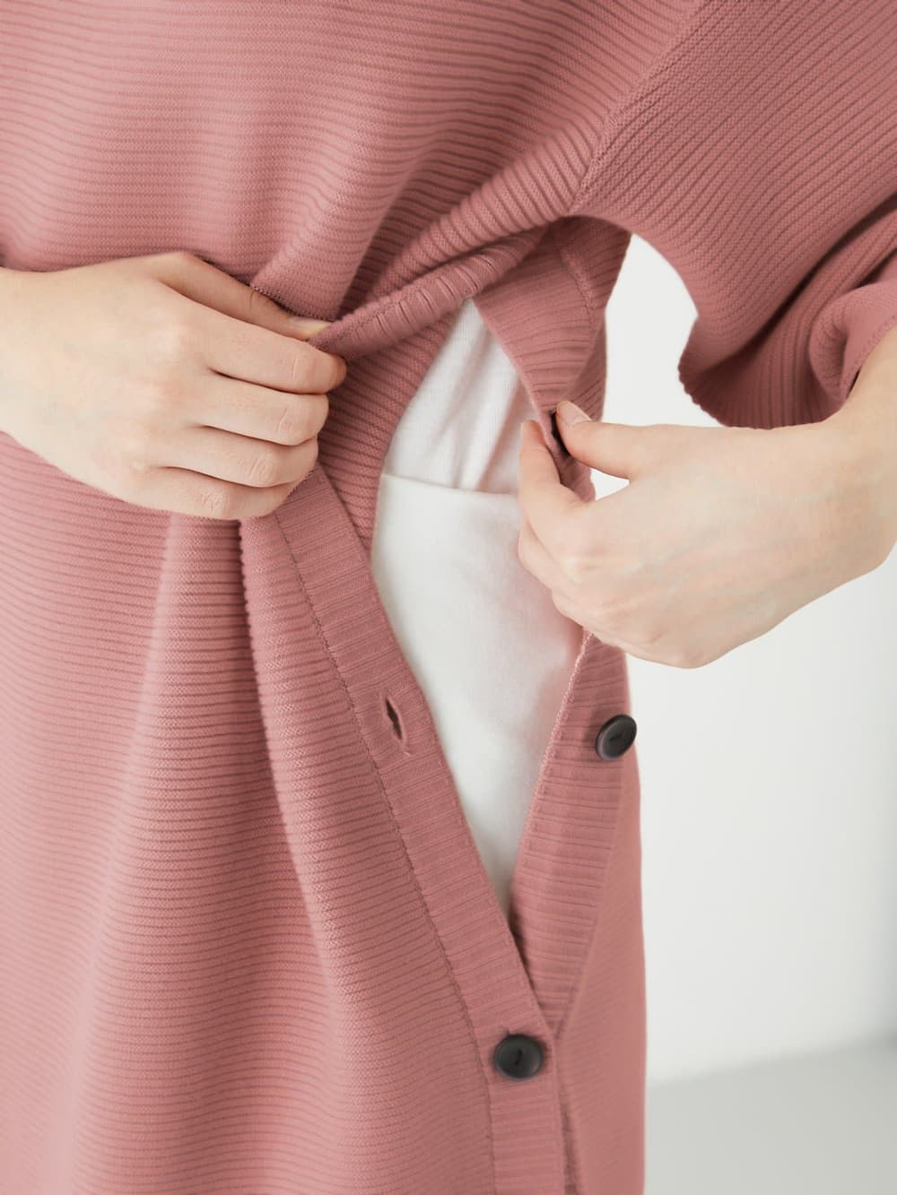 マタニティ ワンピース|サイドボタンボートネックニットワンピース　マタニティ・授乳服【出産後も長く使える】