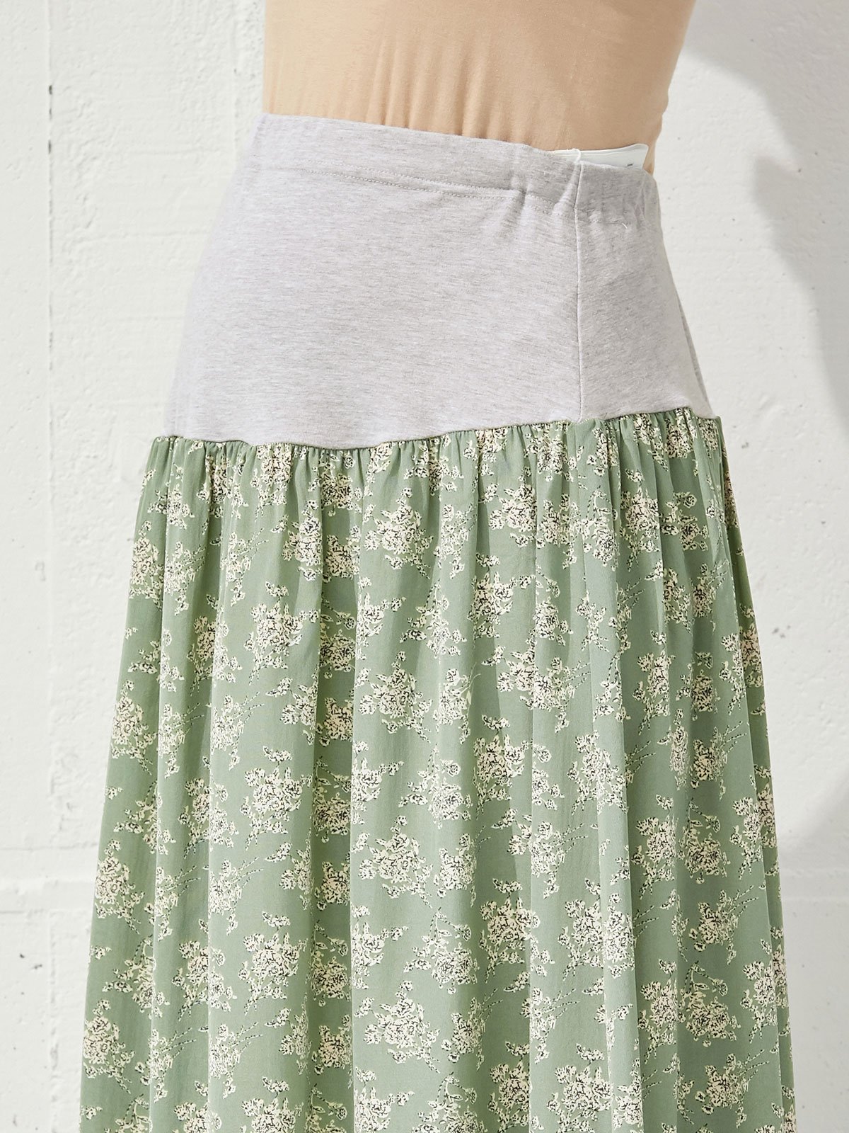 マタニティ スカート|【産前産後対応】フラワープリントギャザーロングスカート【出産後も長く使える】