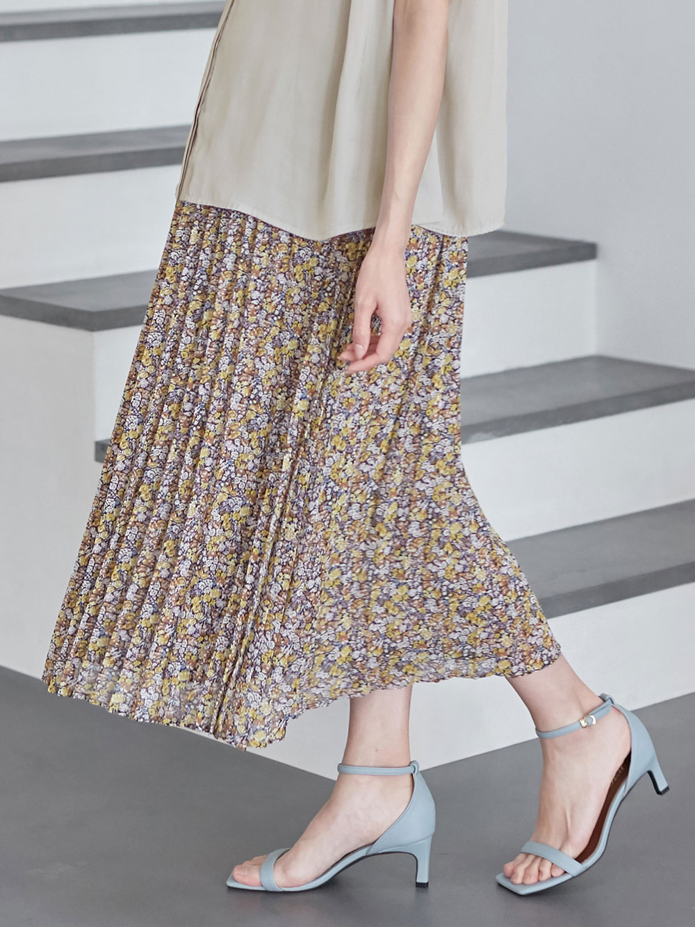 マタニティ スカート|【産前産後対応】花柄シフォンプリーツスカート【出産後も長く使える】|ブラウン