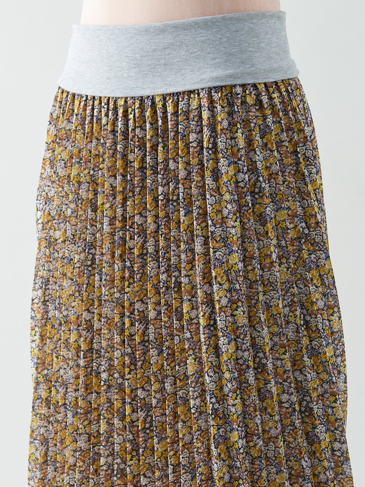 マタニティ スカート|【産前産後対応】花柄シフォンプリーツスカート【出産後も長く使える】