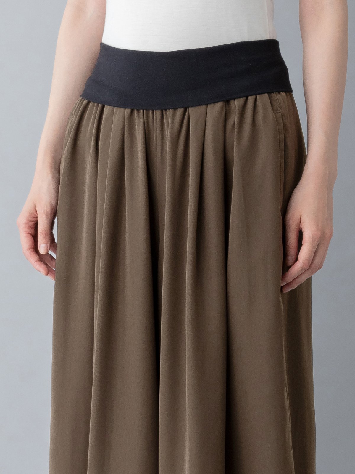 マタニティ パンツ|【産前産後対応】ドライタッチフレアワイドパンツ【出産後も長く使える】