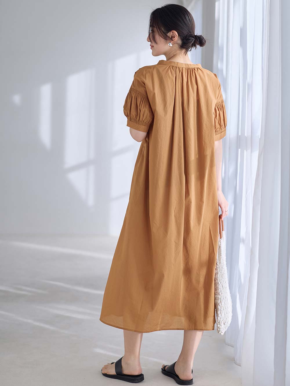 マタニティ ワンピース|コットンローンシアーロングワンピース　マタニティ・授乳服【出産後も長く使える】|ベージュ