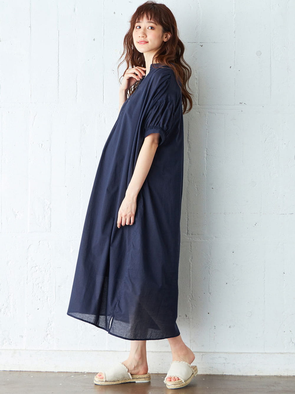 マタニティ ワンピース|コットンローンシアーロングワンピース　マタニティ・授乳服【出産後も長く使える】|ネイビー