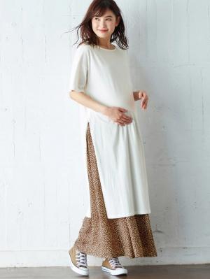 マタニティ ワンピース|【セット】スリットＴシャツロングワンピ＆産後使えるレオパードマキシスカート　マタニティ・授乳服【出産後も長く使える】|オフ×ブラウン