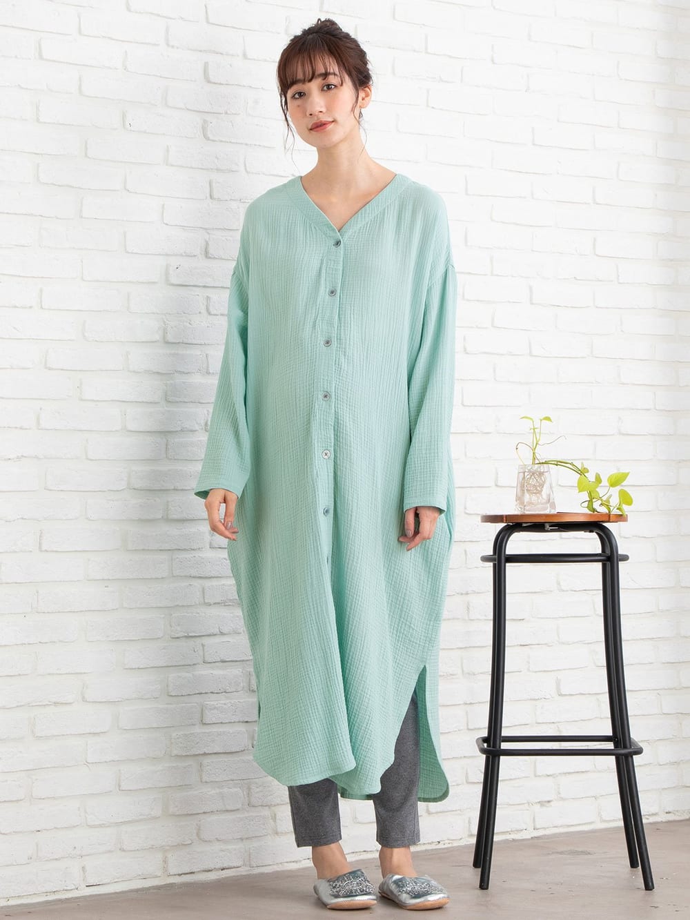 授乳しやすい Wガーゼvネック前開きワンピース 産後も使えるレギンスセットパジャマ エンジェリーベ マタニティウェア 授乳服通販 エンジェリーベ 公式