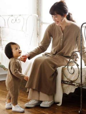 マタニティ ワンピース|【親子コーデ可】リブヘンリーネックロングワンピース　マタニティ・授乳服【出産後も長く使える】