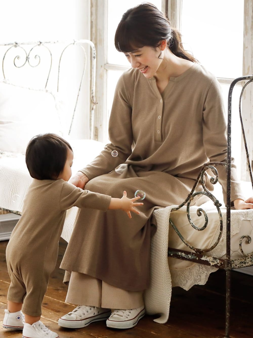 マタニティ ワンピース 授乳しやすい 親子コーデ可 リブヘンリーネックロングワンピース マタニティウェア 授乳服通販 エンジェリーベ 公式 マタニティ ワンピース 授乳しやすい 親子コーデ可 リブヘンリーネックロングワンピース マタニティウェア 授乳服通販 エンジェリーベ 公式