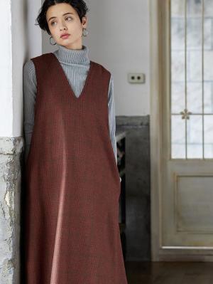 ウール混 Vネックたっぷりフレアージャンパースカート　マタニティ・授乳服【出産後も長く使える】29790