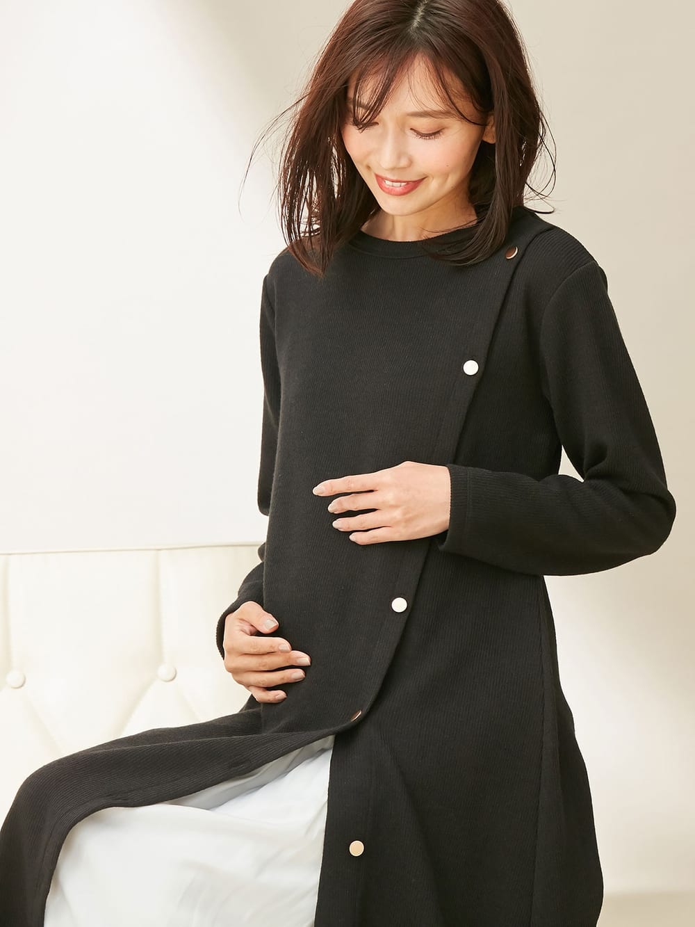 授乳しやすい ニットソー釦使いスリットワンピース マタニティウェア 授乳服 マタニティインナー専門通販 エンジェリーベ 公式オンラインショップ 授乳しやすい ニットソー釦使いスリットワンピース マタニティウェア 授乳服 マタニティインナー専門通販 エンジェリーベ 公式オンラインショップ
