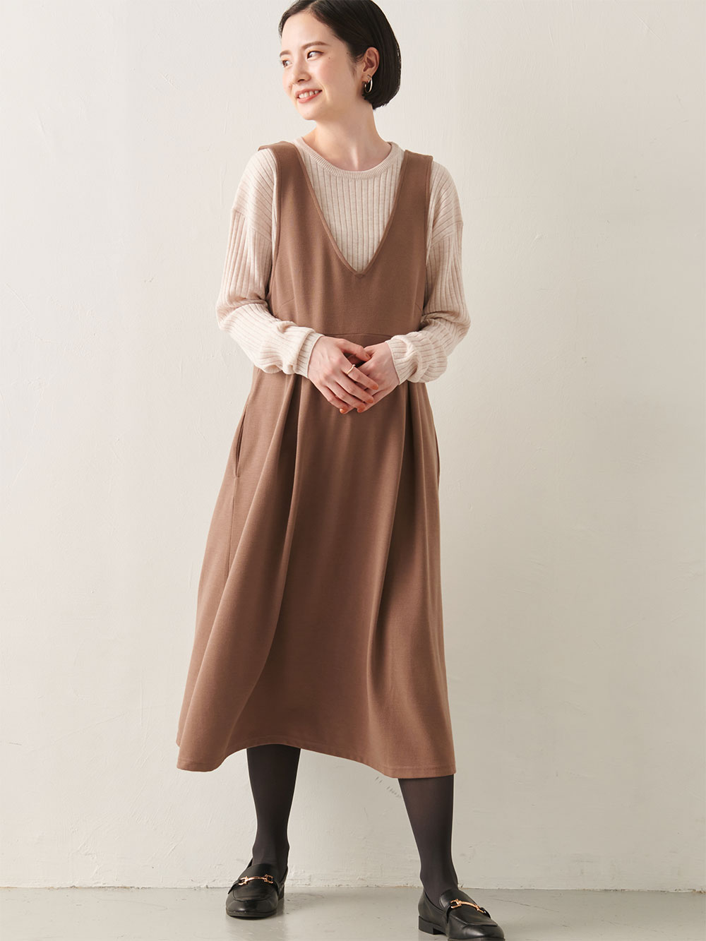 マタニティ ワンピース|リップルジャンパースカート　マタニティ・授乳服【出産後も長く使える】|モカ