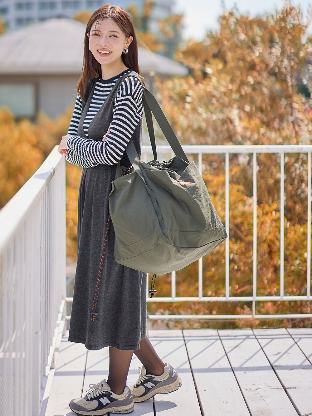 マタニティ ワンピース|【セット】リブニットトップス＆ニットジャンパースカート マタニティ・授乳服　【出産後も長く使える】|チャコール×ブラックオフボーダー