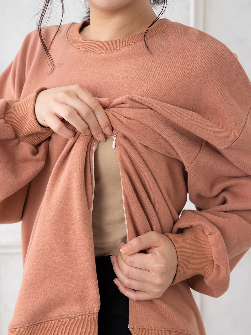 マタニティ トップス|ミニ裏毛裏起毛ビックシルエットロゴチュニック　マタニティ・授乳服【出産後も長く使える】