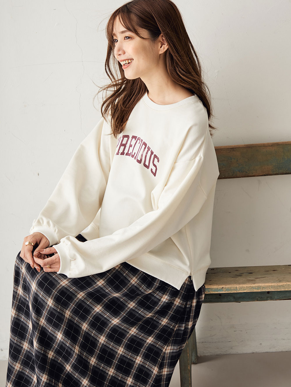 セット】裏起毛ロゴトップス＆産後も使えるチェックギャザーフレアスカート マタニティ・授乳服 マタニティ ワンピース(品番：29850) ｜マタニティウェア・授乳服通販｜  エンジェリーベ 公式