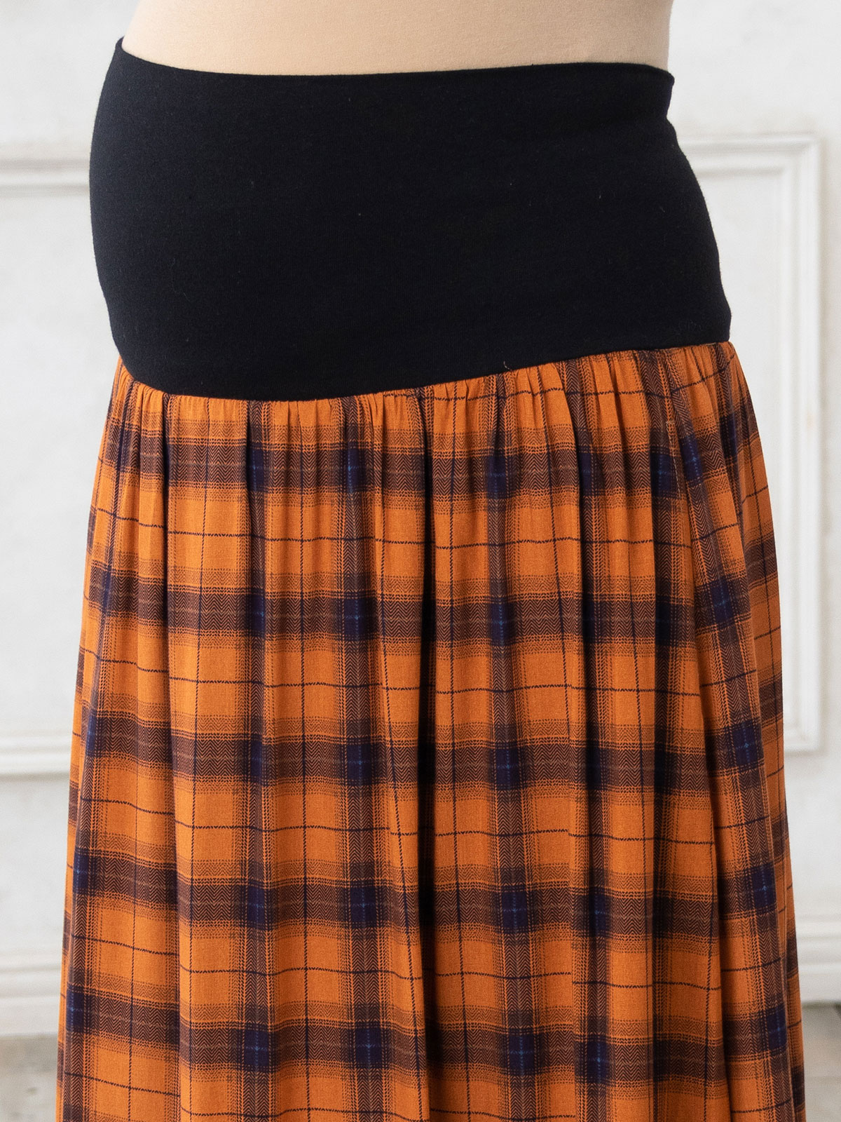 マタニティ ワンピース|【セット】裏起毛ロゴトップス＆産後も使えるチェックギャザーフレアスカート　マタニティ・授乳服