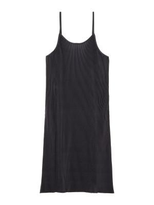 マタニティ ワンピース|【2点セット】セルフカット　プリーツキャミワンピ＆フォトプリントトップスセット　マタニティ・授乳服【出産後も長く使える】|ブラック