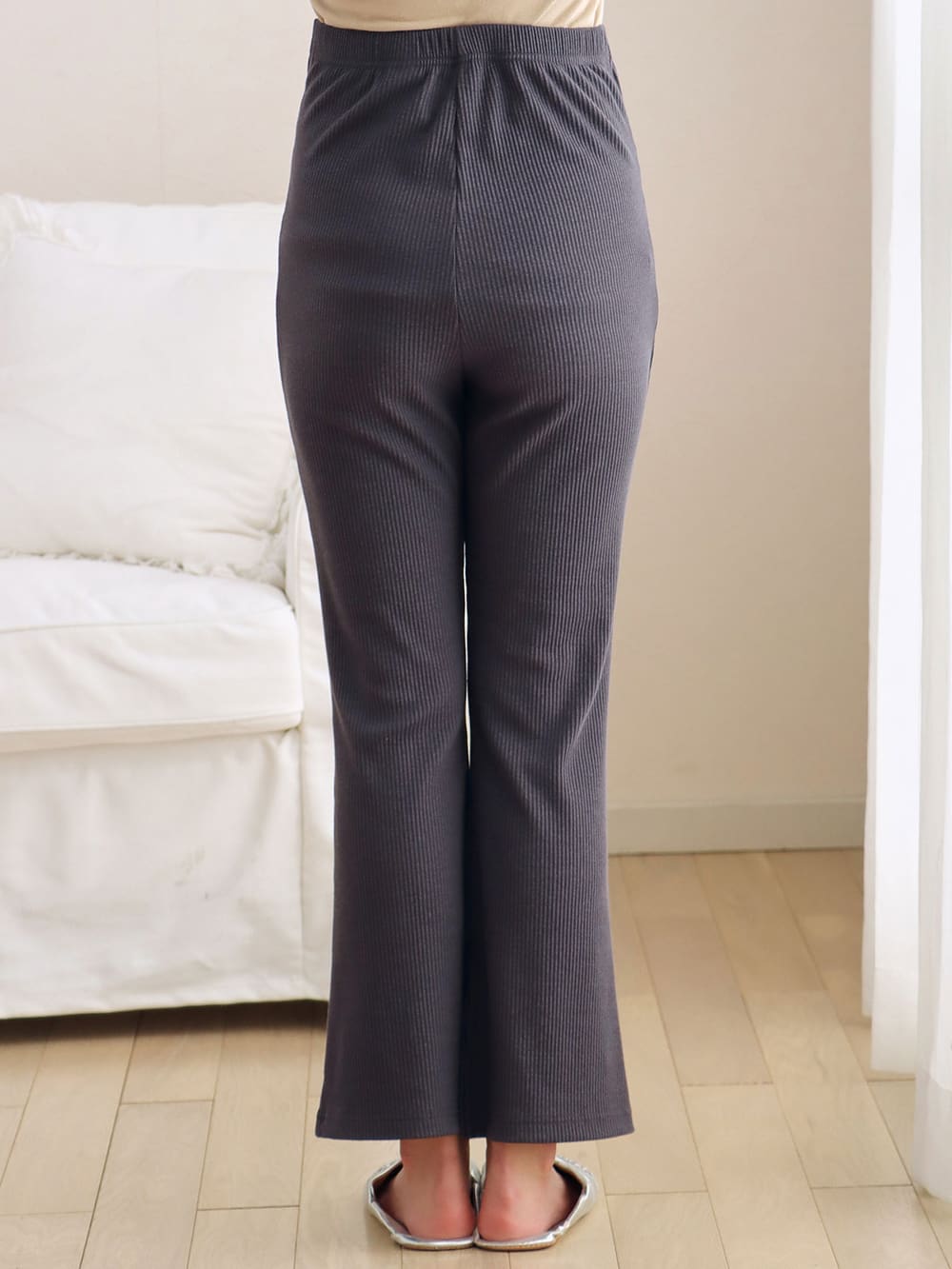 マタニティ パンツ|【マタニティ・産後】接触冷感リブフレアパンツ【出産後も長く使える】