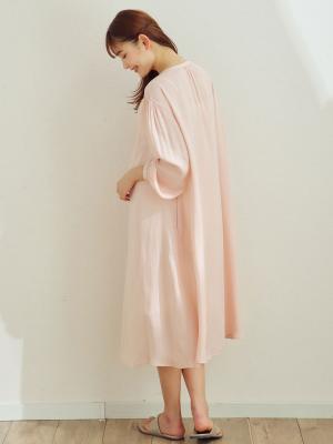 マタニティ ワンピース|【2丈展開】ヴィンテージサテン3WAYギャザーフレアルームワンピース　マタニティ・授乳服【出産後も長く使える】|ペールピンク（ショート丈）