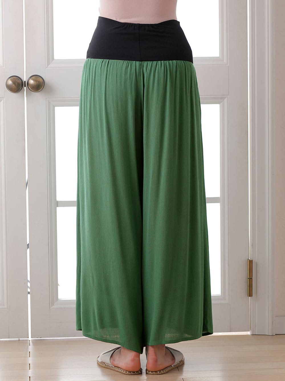 マタニティ パンツ|【マタニティ～産後対応】らくちん楊柳ギャザーワイドパンツ【出産後も長く使える】